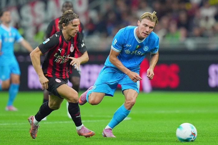 Luka Modrić fører AC Milan tilbage til toppen af Serie A